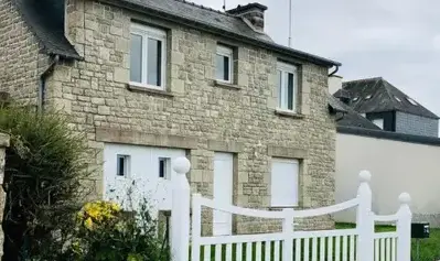 nettoyage de façade Saint Coulomb-2